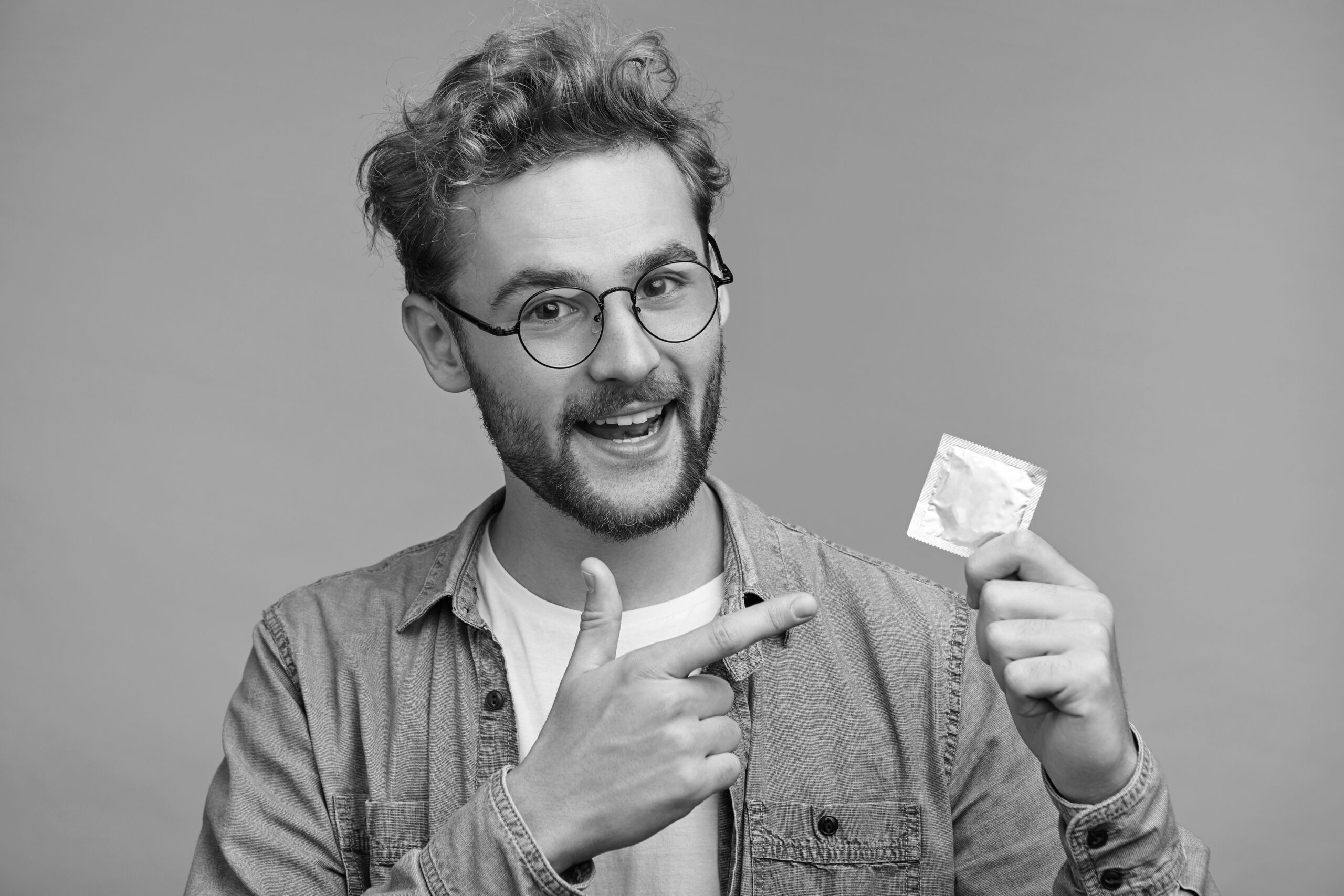 como colocar camisinha masculina